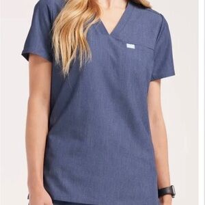 Figs Catarina scrub top